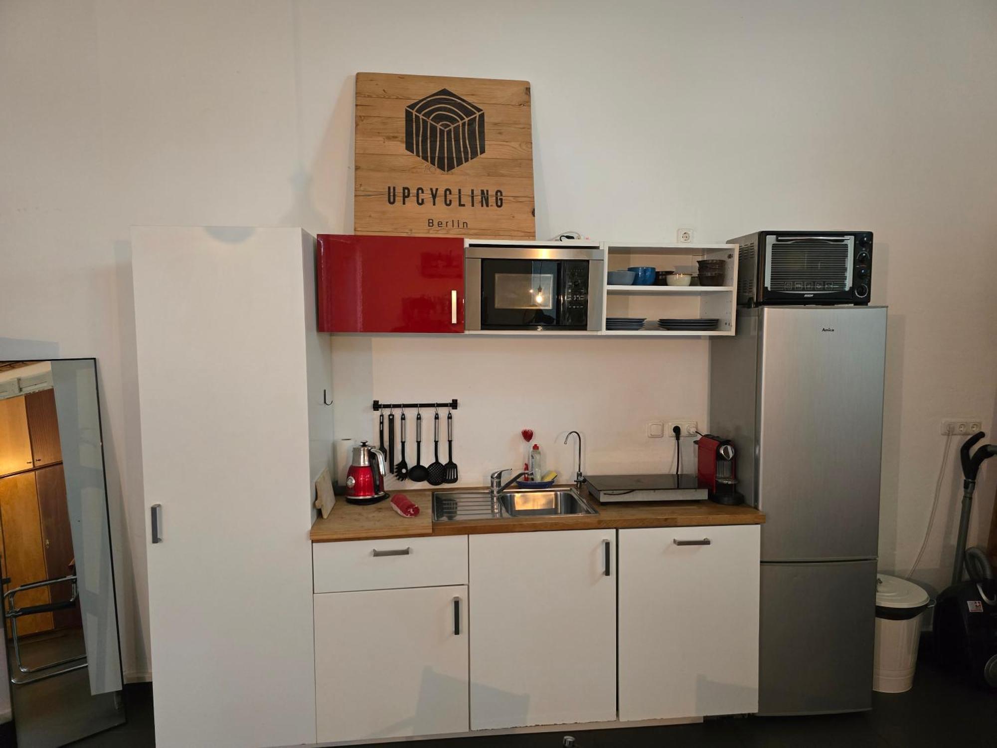 Luftiges Upcycling Im Eg - Zentral Appartement Berlijn