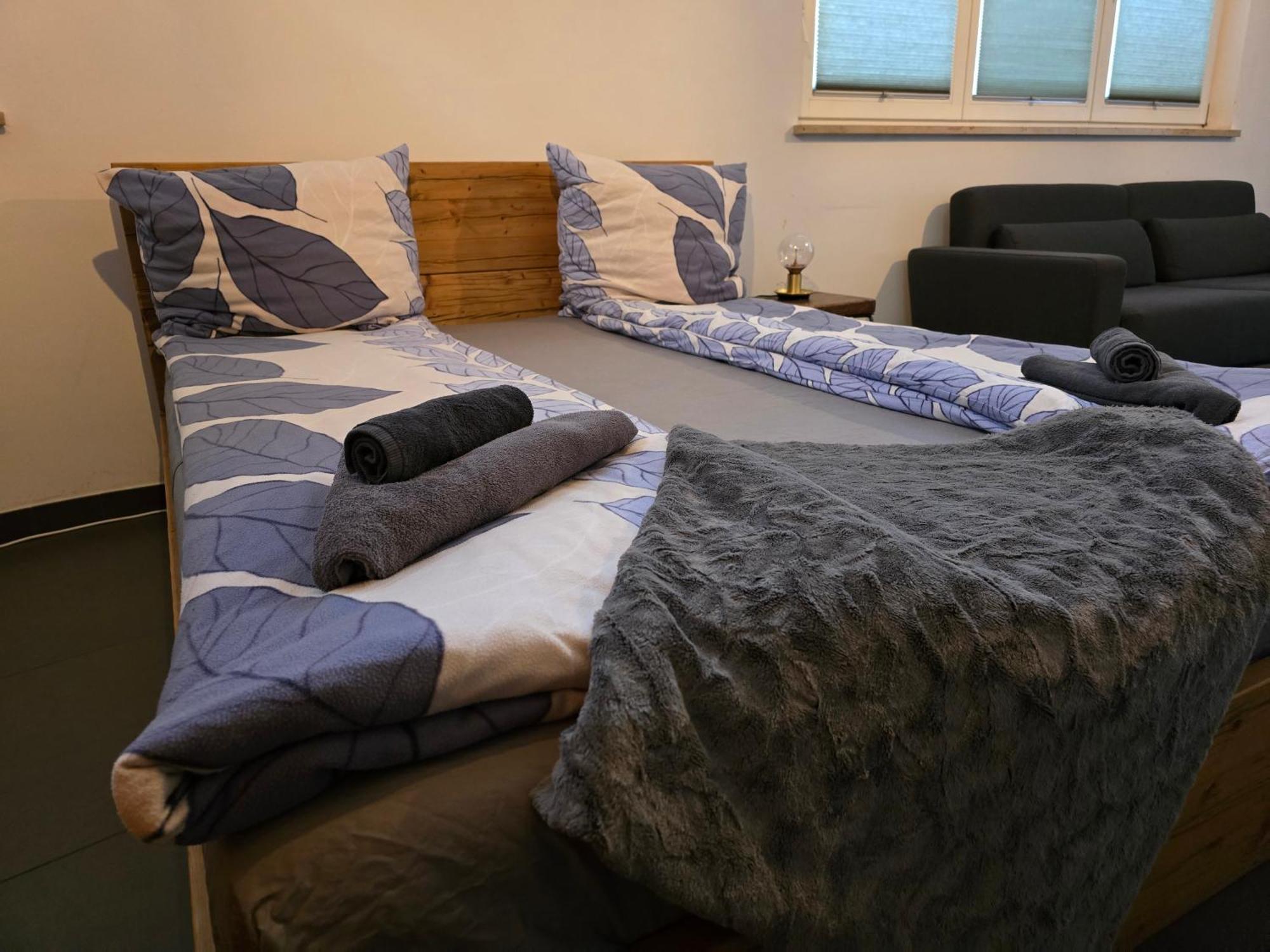 Luftiges Upcycling Im Eg - Zentral Appartement Berlijn